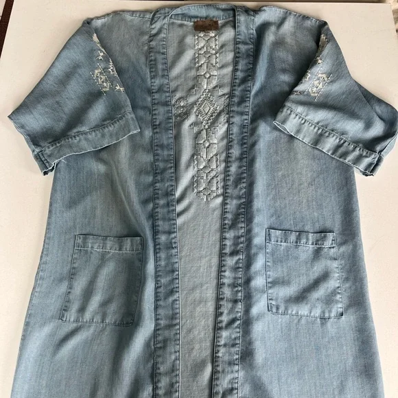 Embroidered Denim Duster with Cross Design - Picture 8 of 8